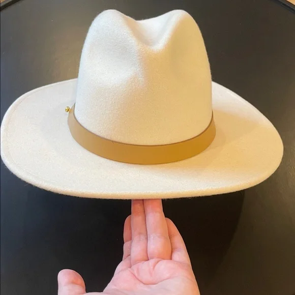 Lack of Color The Fader hat. White/ivory tan - Picture 9 of 14